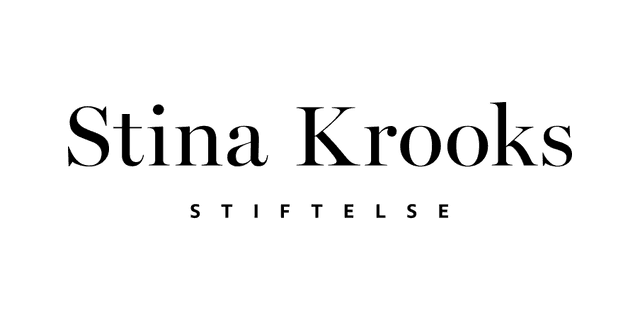 Stina Krooks stiftelses logo